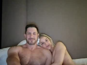 sobehotcouple19